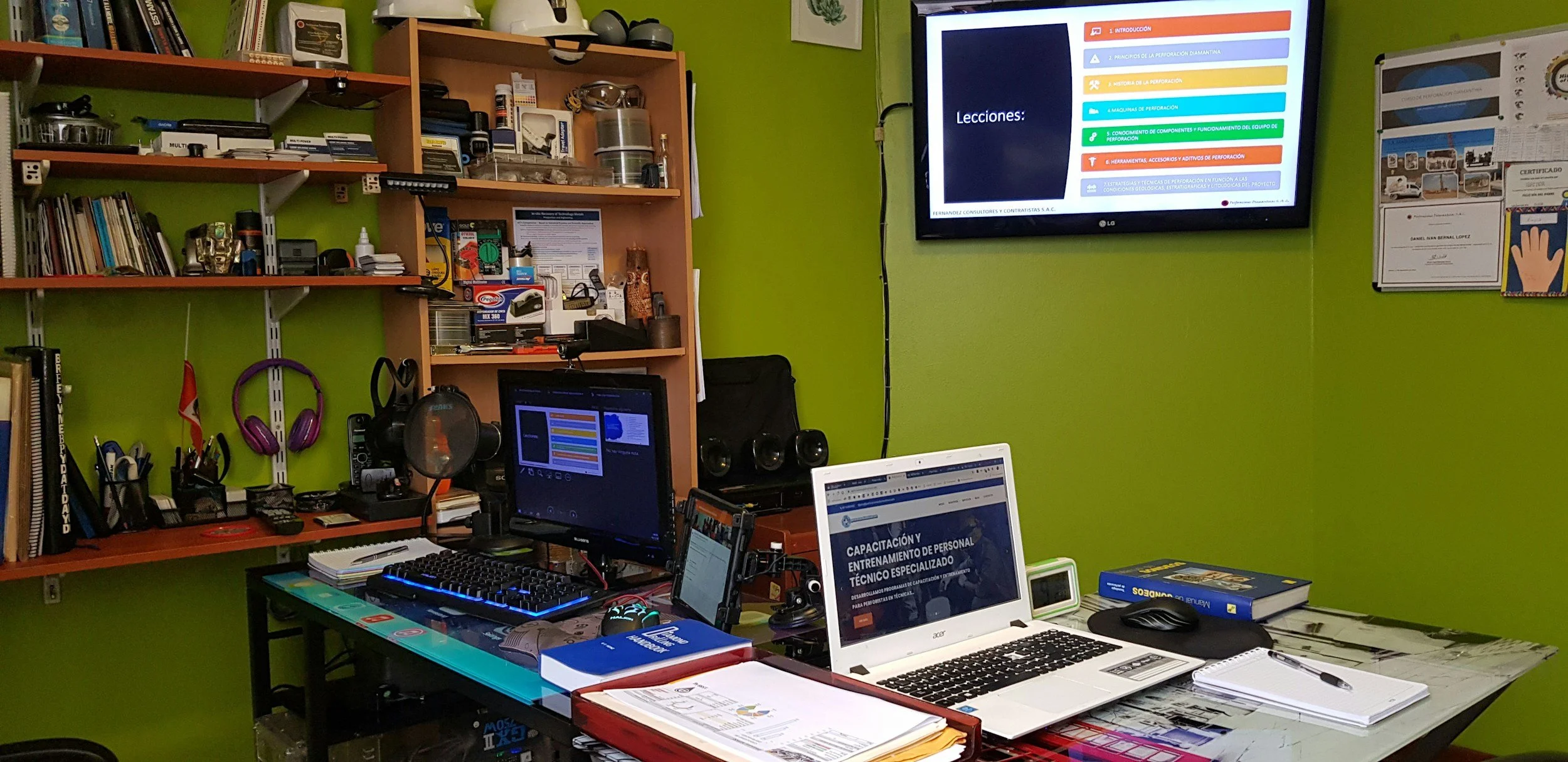 H Cesar Melendez Ramos                                                            unspl img